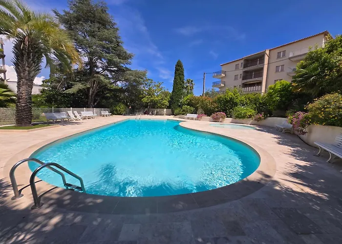 Et Centre Appartement Sainte-Maxime